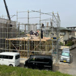 大分市錦町に建築中の新築建売住宅が無事に棟上げいたしました！